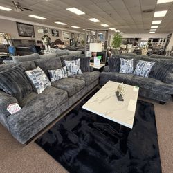 2 Pc Sofa And Loveseat 