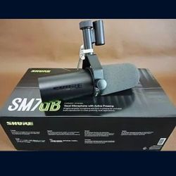 Shure SM7DB Dynamic Recording Microphone