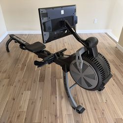 NordicTrack RW900 Rower – Excellent Condition