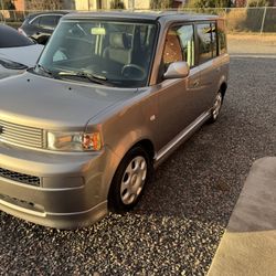 2005 Scion xB
