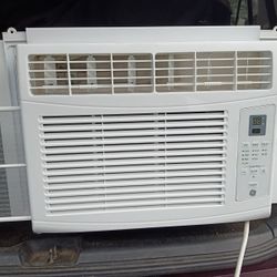 Very Nice 6000 BTU Window Unit Works Great Cash Only Pick Up In Brookhaven Pa 19015