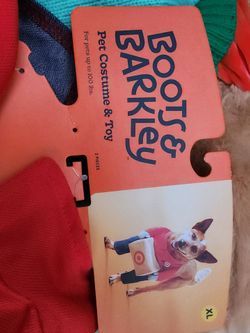 Pet Costume & Toy Set XL