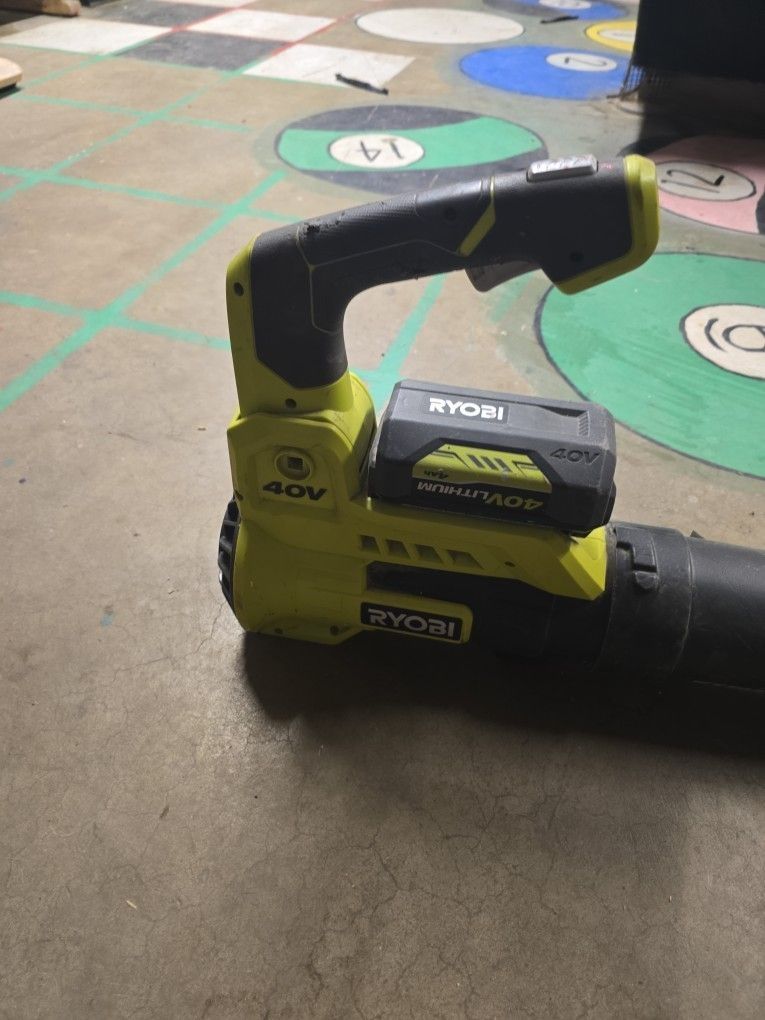 40 V Leaf Blower 