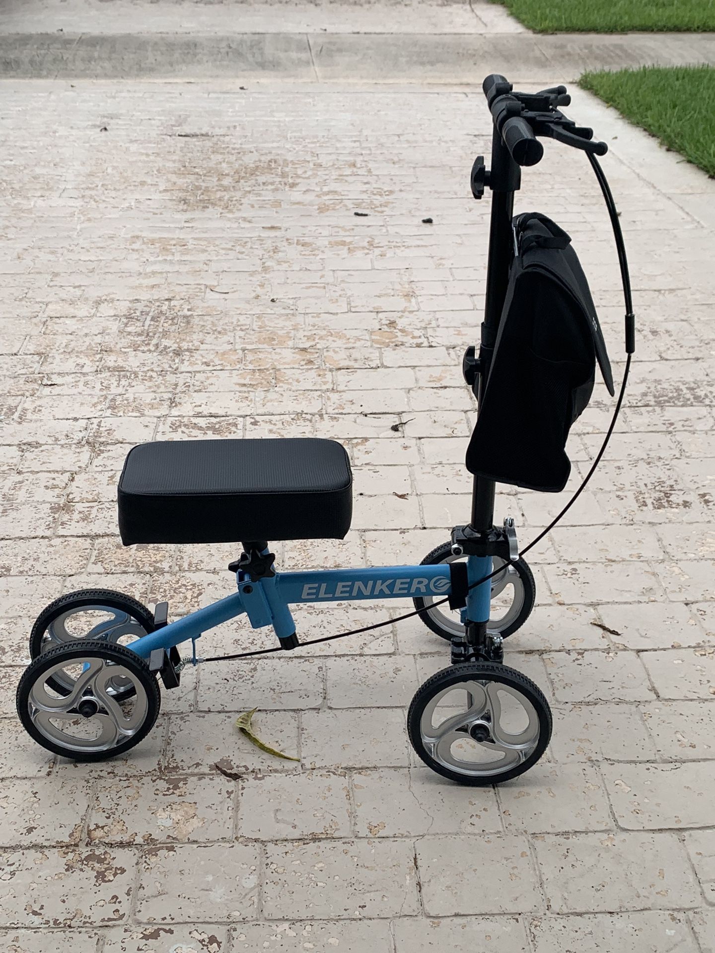 Knee Scooter