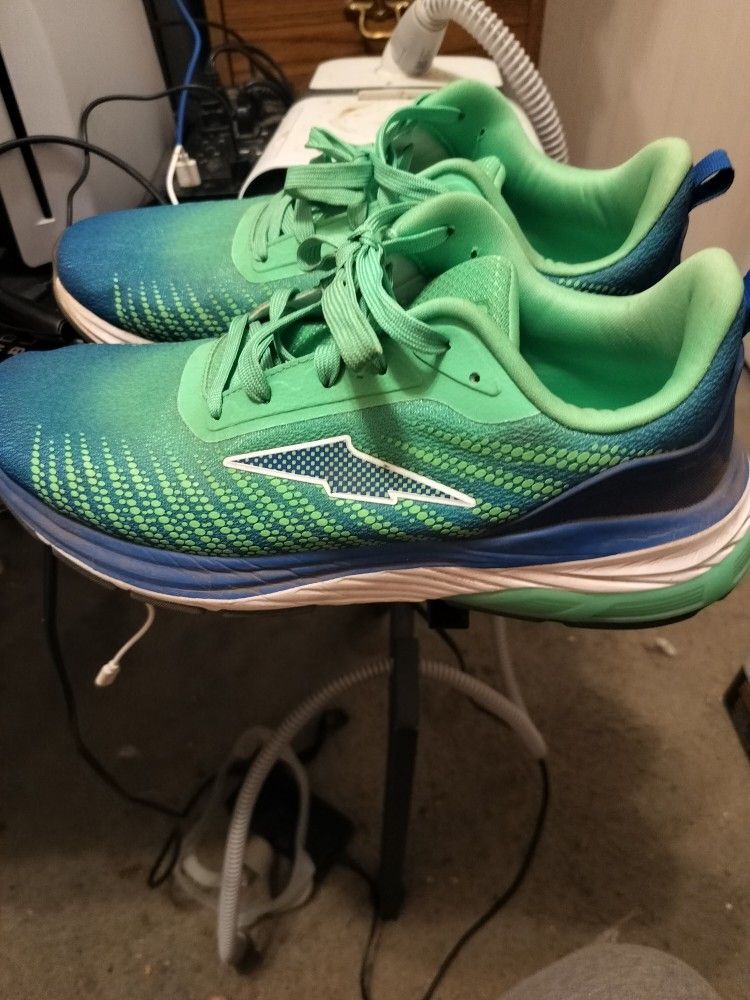 Men's Athletic Shoes  Blue And Green 