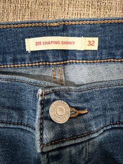 Levis 311 shaping skinny jeans