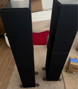 Definitive Technology Dymension DM40 Tower Speaker Set