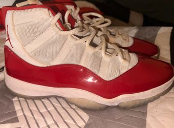 Jordan 11 Retro Cherry (2022)