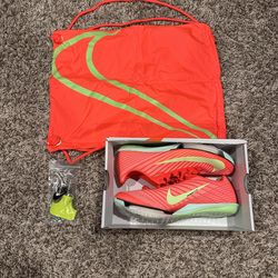 Brand new Nike maxfly 2 bright crimson size 8 1/2