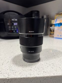 Sony 85 1.8
