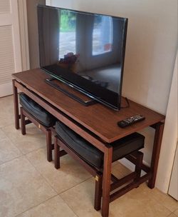 Rare Vintage Mid Century Jens Risom 48" Walnut Console Table and Original Leather Padded Benches. All original. Excellent condition. Sacrifice!