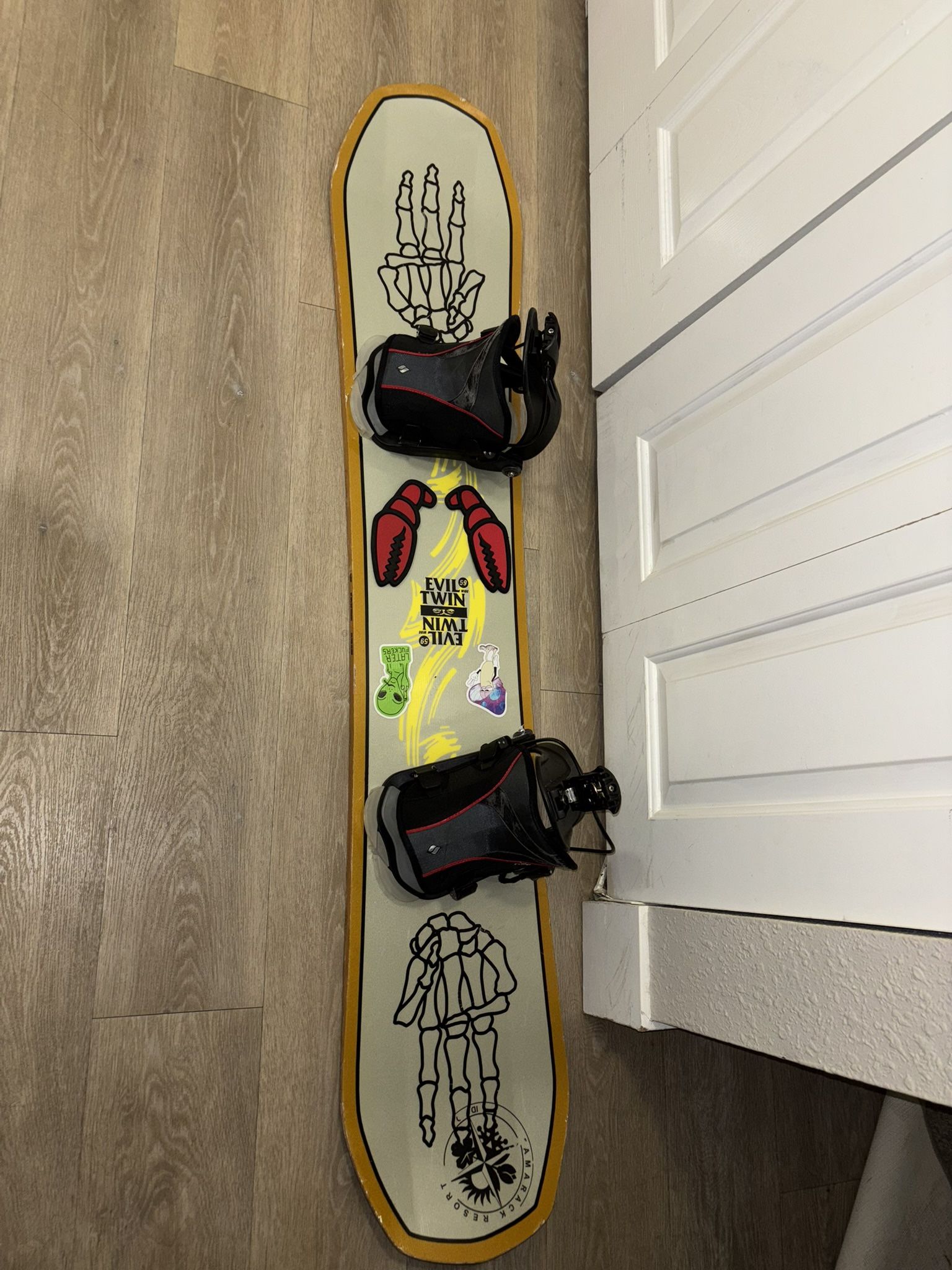 Snowboard
