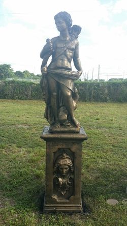 Estatua para jardín