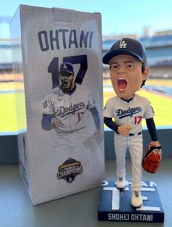 Ohtani bobblehead  starter Dodgers