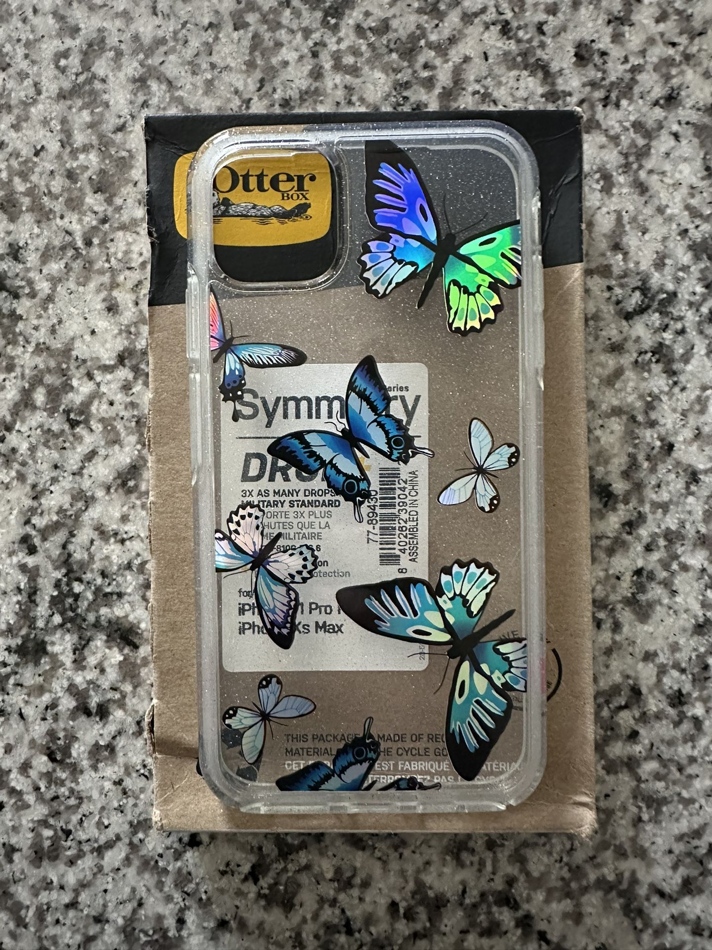 iPhone 11 Pro Max / XS MAX otterbox symmetry case