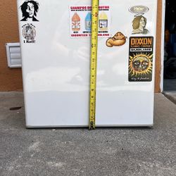 Mini Fridge 