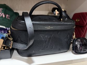Luis Vuitton purse