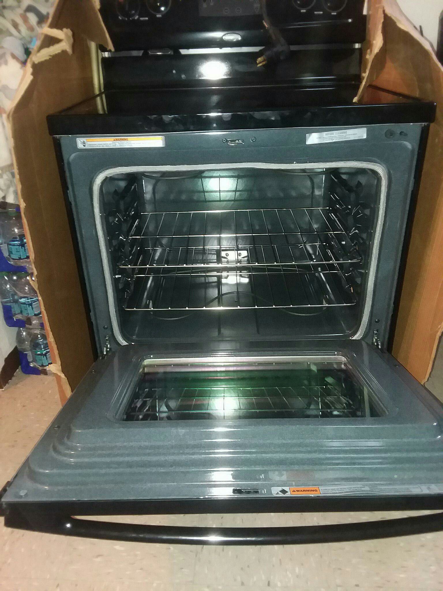 It's a self clean stove 220vlt brand new In box never used it's black need to sell it