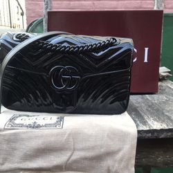 GUCCI Marmont Black NWOT Patent Leather Large 