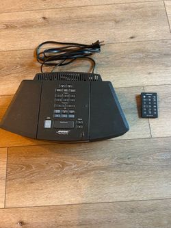 Vintage Bose Wave Radio / CD Player with Remote - Tested/CD player not working