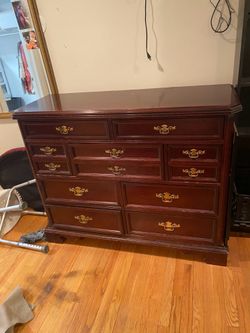 Vintage Dresser W/ Matching Night Stands Solid Wood