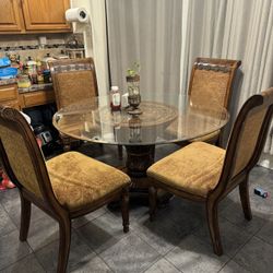 Dining Table And 4 Chairs 