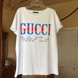 Gucci T-shirt