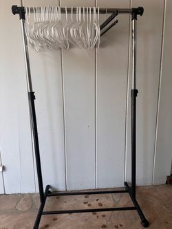 Freestanding Garment Rack with Hangers