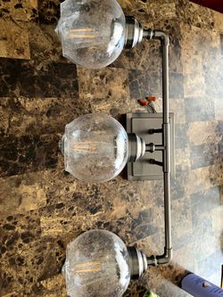 Bathroom light fixture