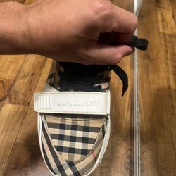 Burberry Shoes 