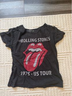 Rolling stone neckless t- shirt