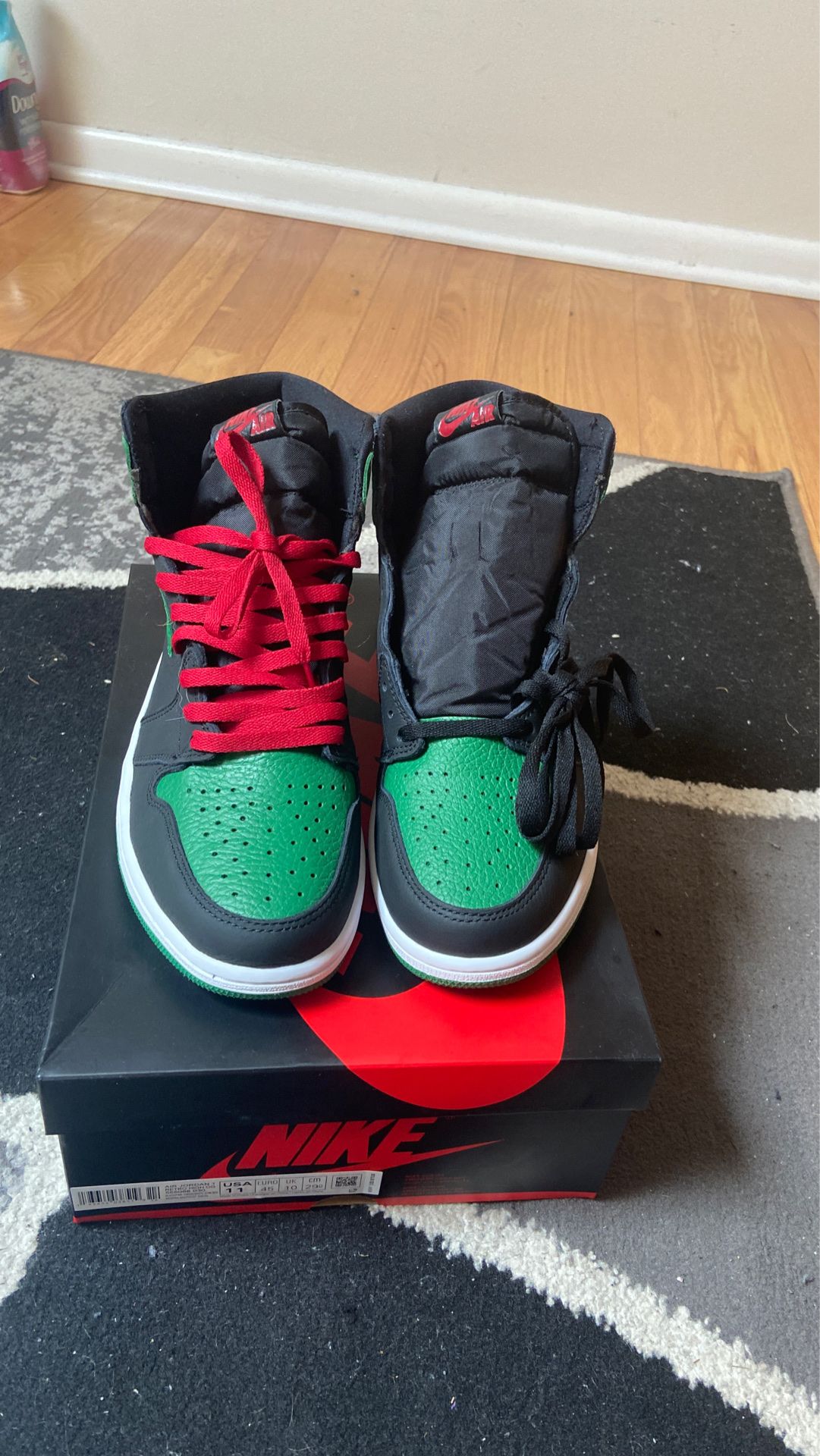 Dead-stock pine green 1’s