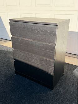 IKEA Malm dresser (Bkack/brown)