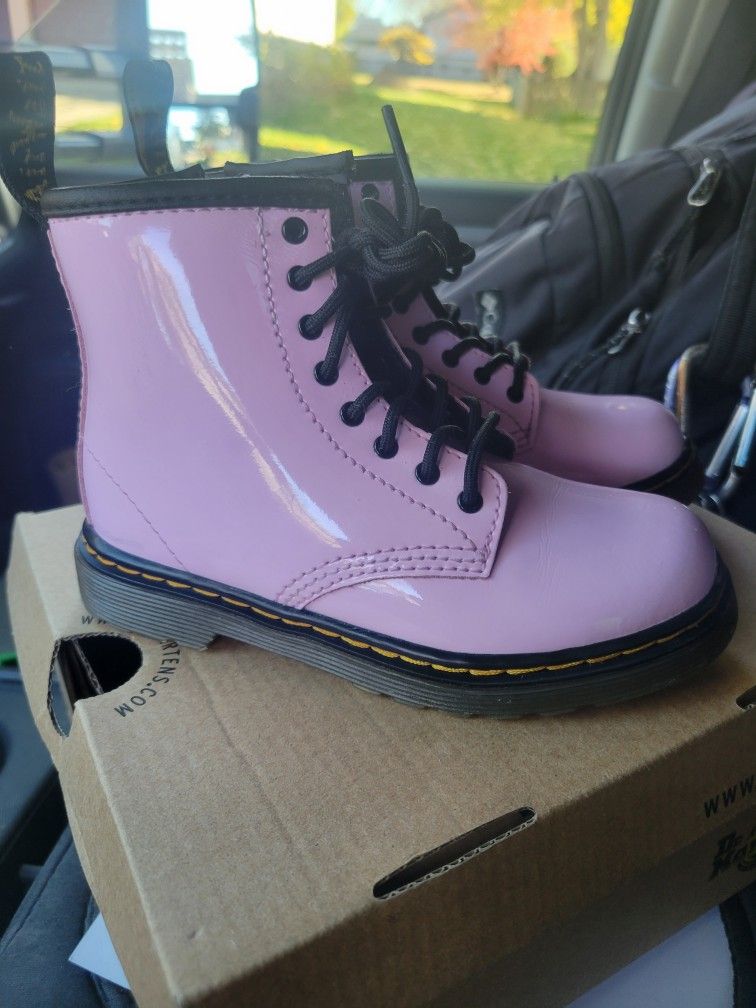 Dr. Martens AirWair Girls Toddler Size 10
