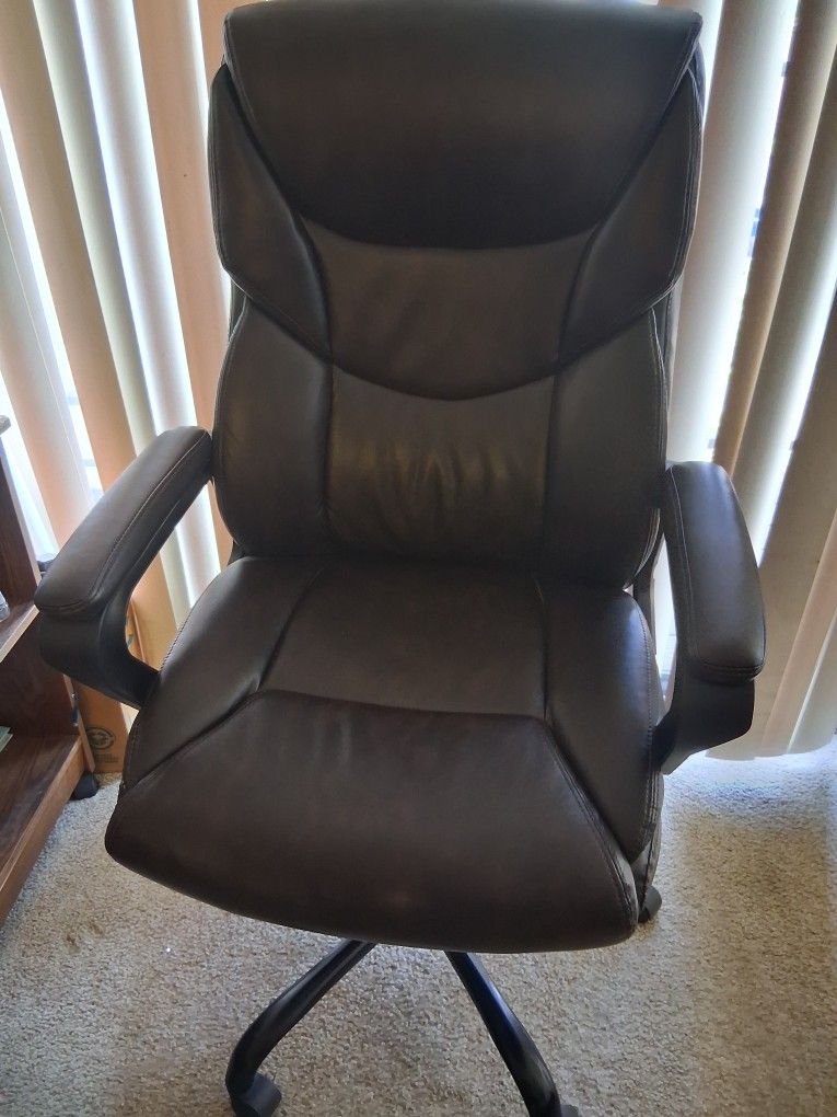 office chair dark brown leatherette almost new