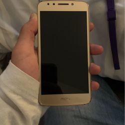 Motorola E4