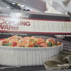 2.5qt Corning Ware Cassarole Dis