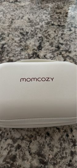 Momcozy breast pumps