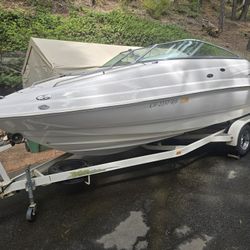 2003 Chaparral 215SS Cuddy Cabin