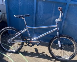 Group 1 HARO Bmx Bike