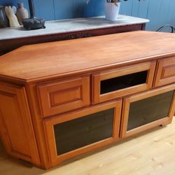 T.v. Corner Cabinet 