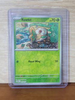 Rowlet Reverse Holographic Pokémon TCG Card - Mint