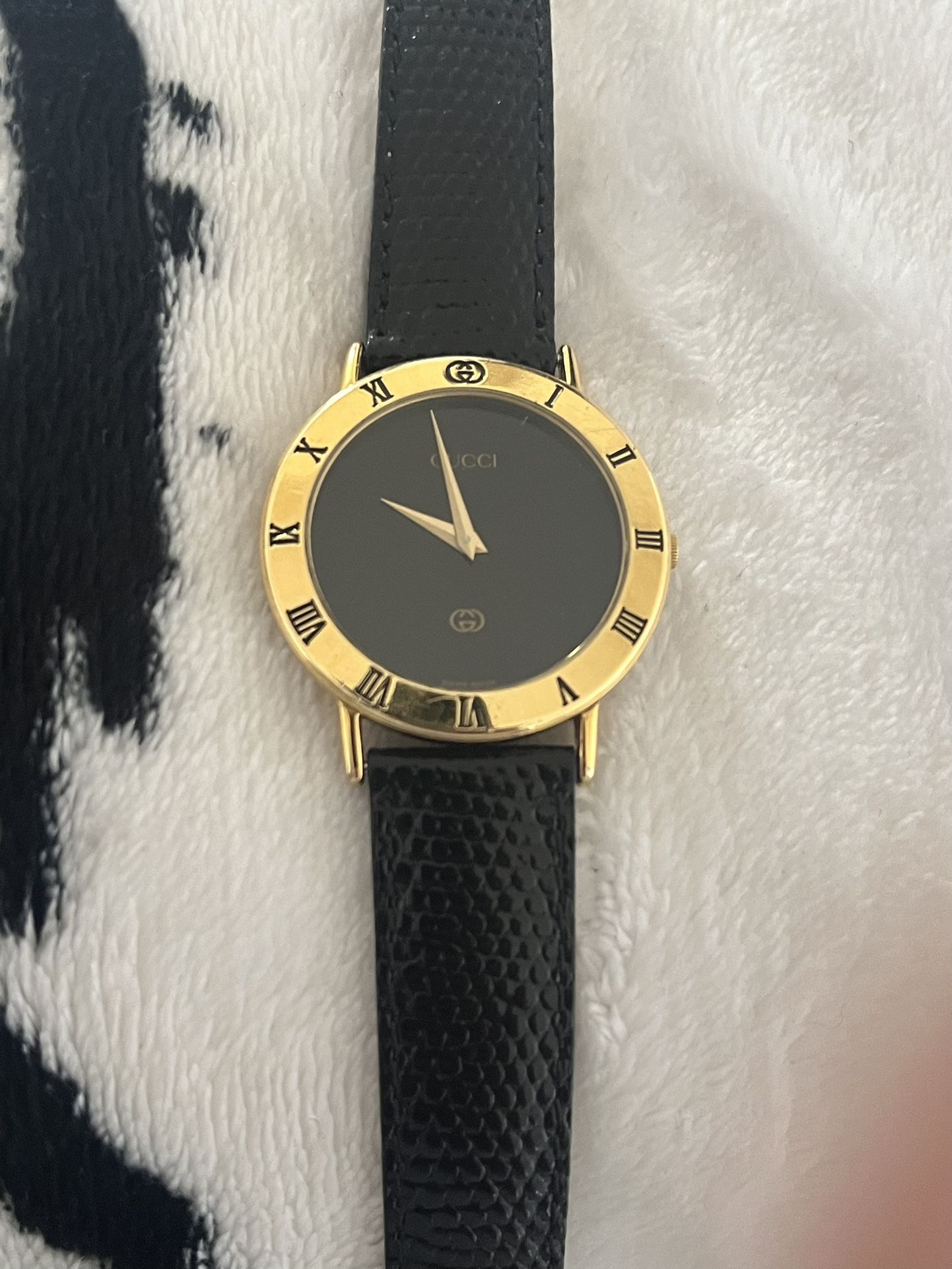Vintage Gucci Watch 3000m