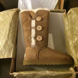 Ugg Bailey Button Triplet boot