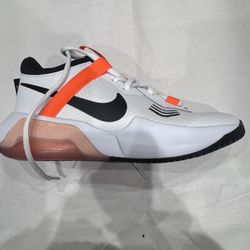 Nike Air Zoom Crossover Big Kids' Boy Basketball Shoes Size 4