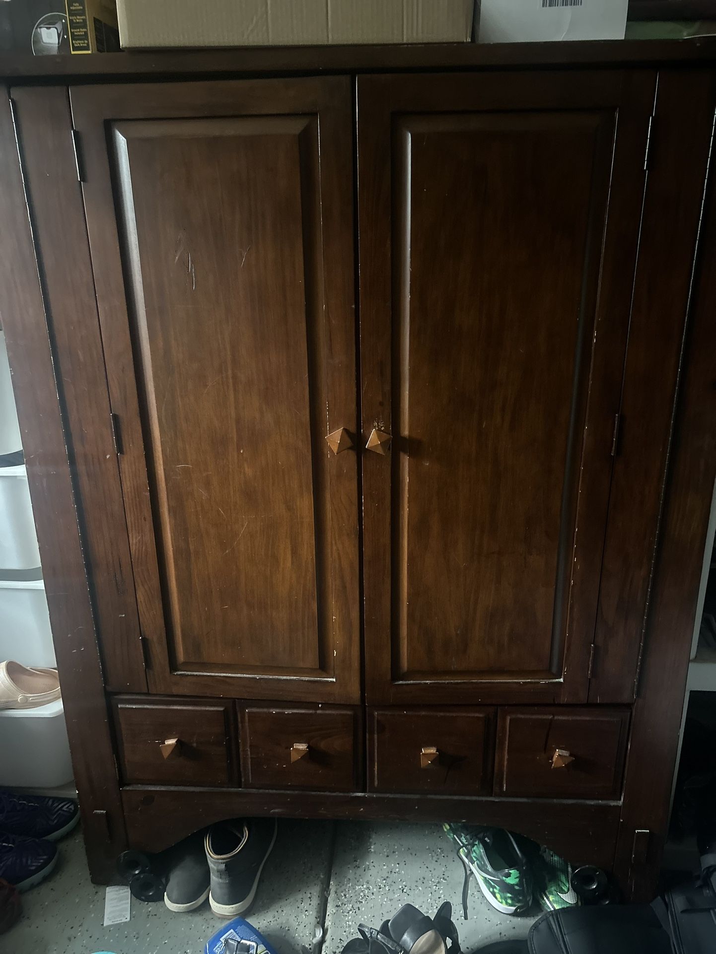 Armoire/Storage - FREE