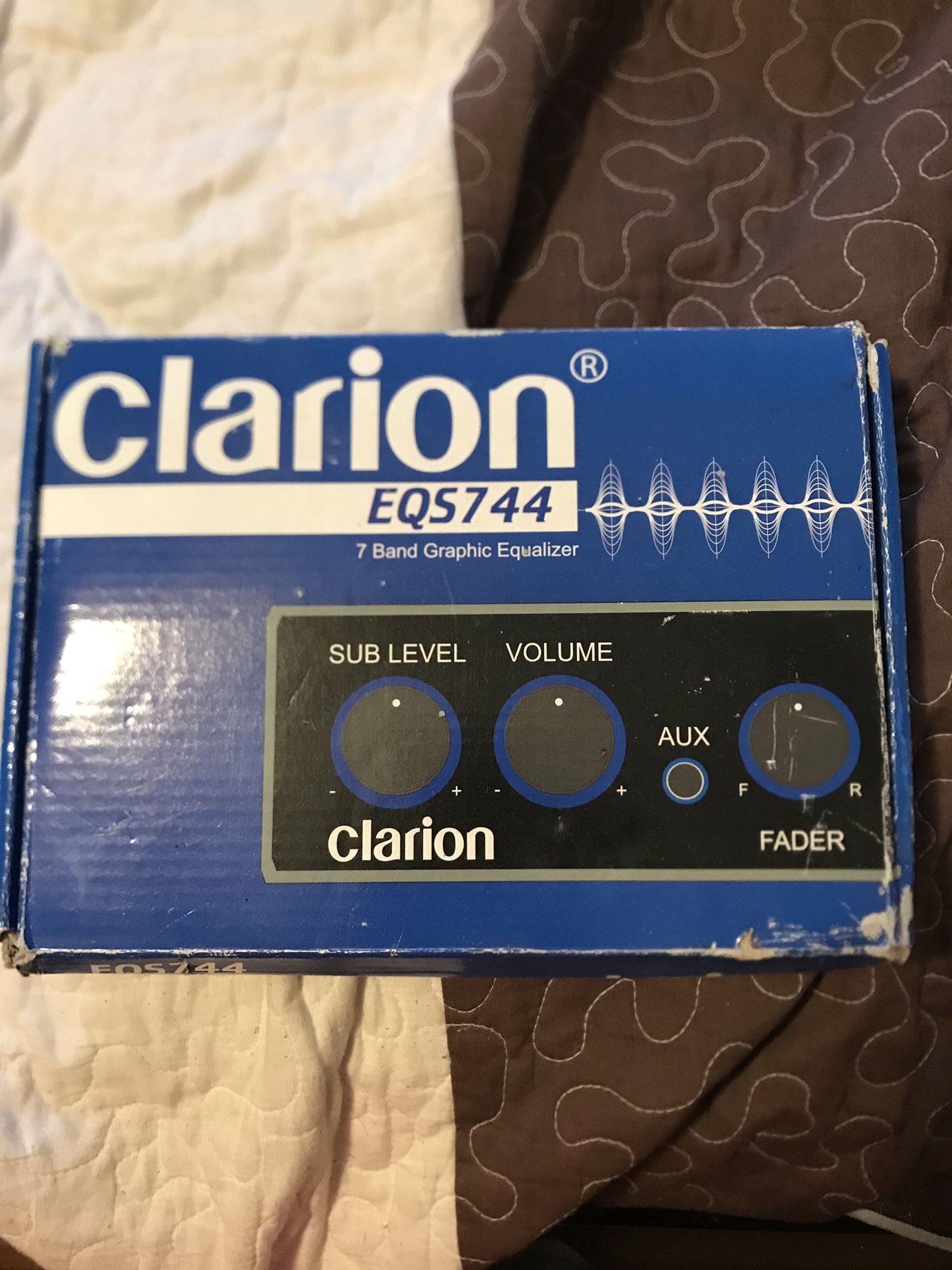 Clarion EQS744 equalizer