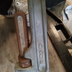 Pipe Wrenches