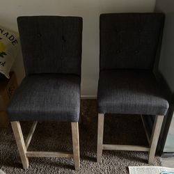 2 Bar Stools