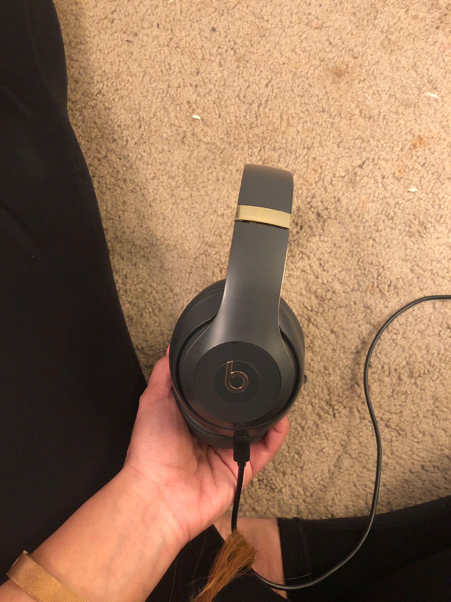 Bluetooth Beats headphones by Dre